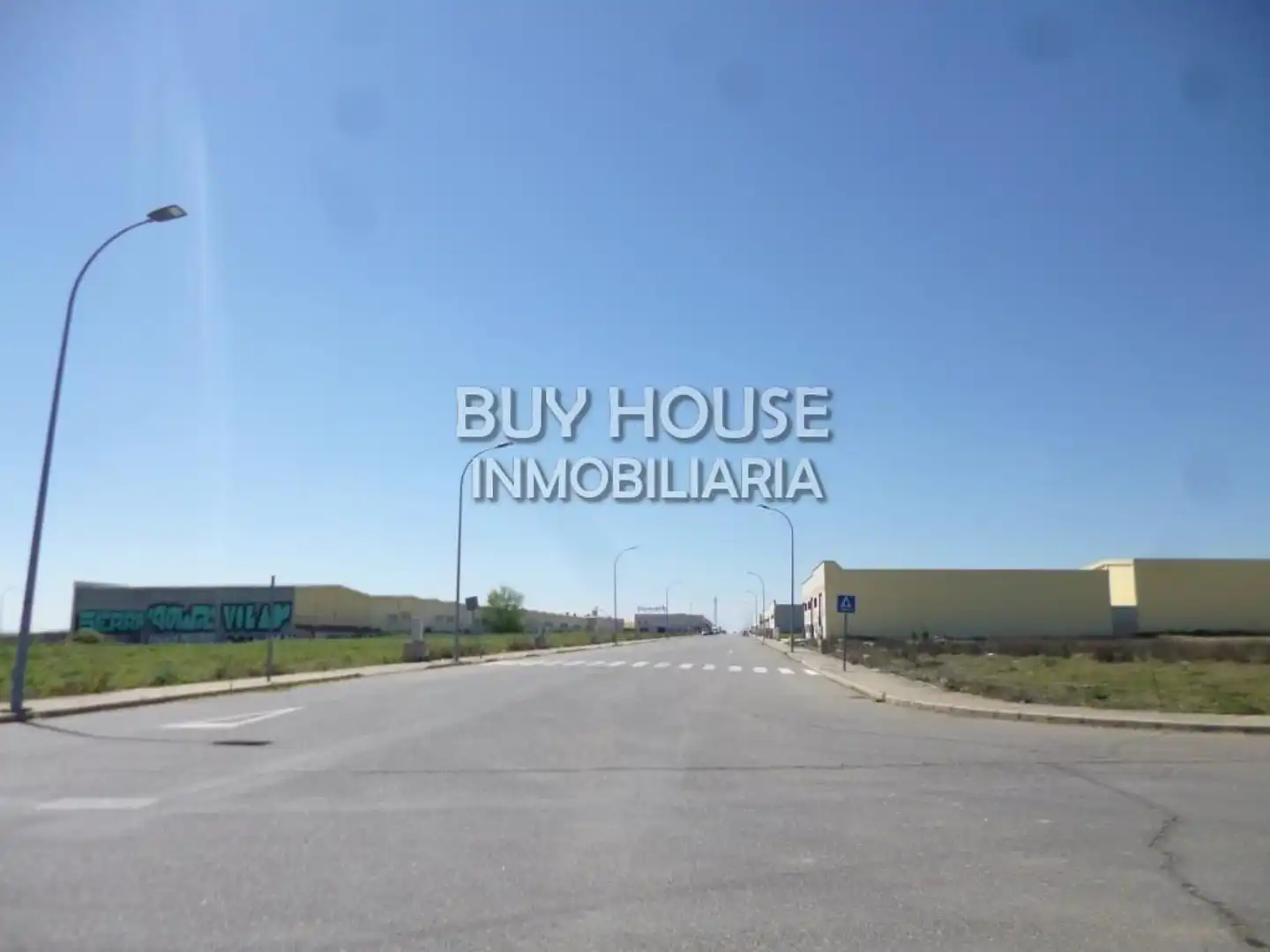 Terreny industrial en venda a Avenida de la Industria