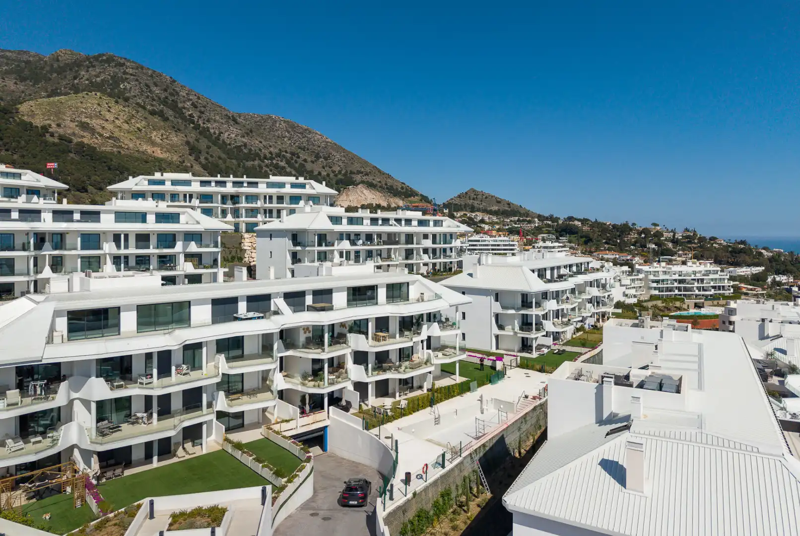 Vista exterior de Planta baja en venta en Fuengirola con Aire acondicionado, Jardín privado y Terraza