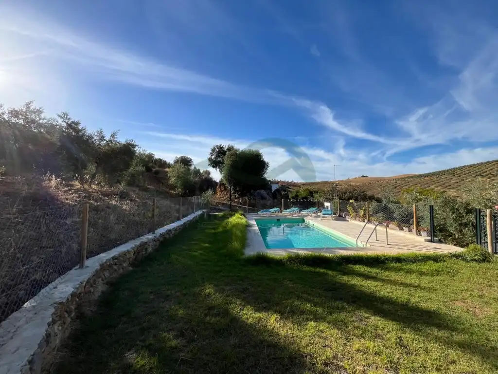 Piscina de Finca rústica de lloguer en Ronda