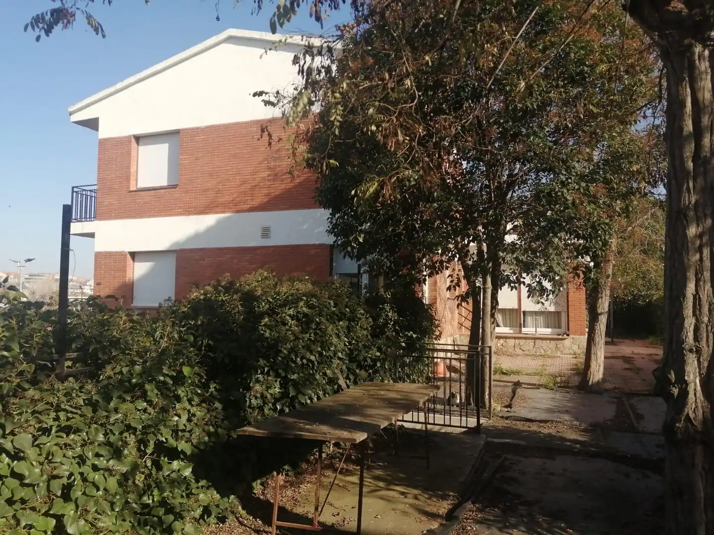 Vista exterior de Casa o xalet en venda en Tàrrega amb Jardí privat, Terrassa i Traster