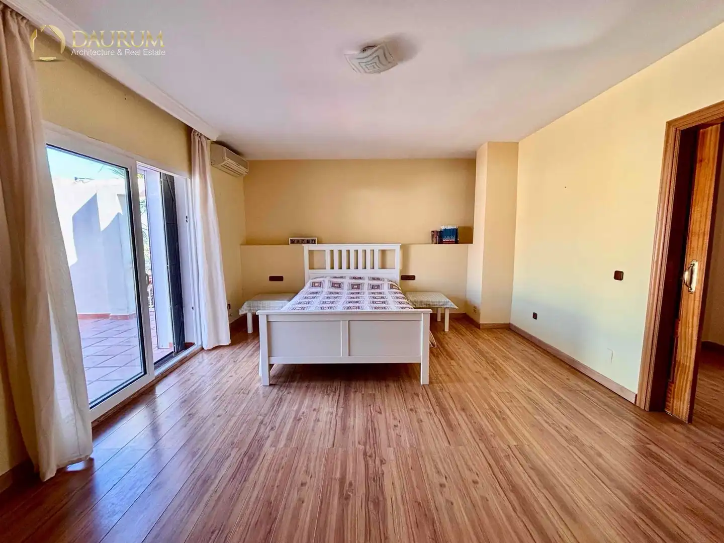 Habitación de Casa o chalet en venta en Alhaurín de la Torre con Aire acondicionado, Terraza y Trastero