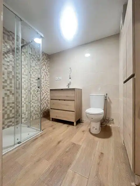 Bathroom of Flat for rent in Gijón   with Heating