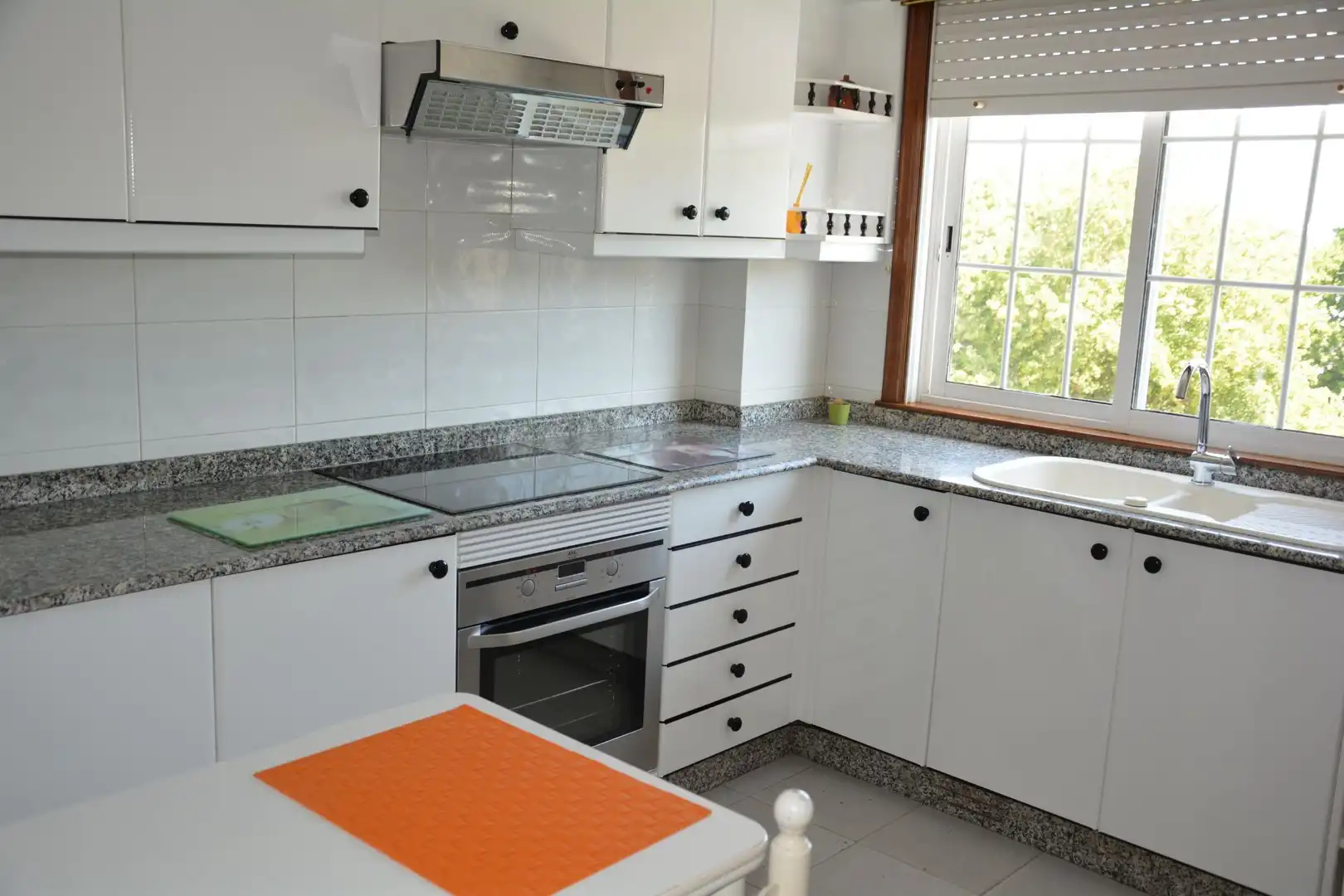 Kitchen of Flat for rent in Culleredo  with Heating and Furnished