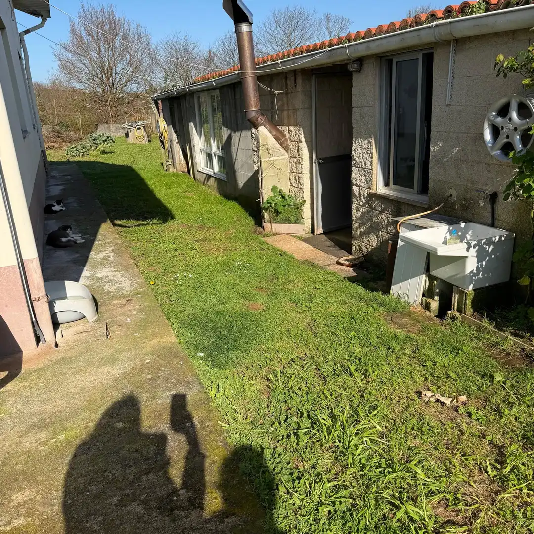 Jardí de Casa o xalet en venda en Carballo amb Calefacció, Jardí privat i Moblat