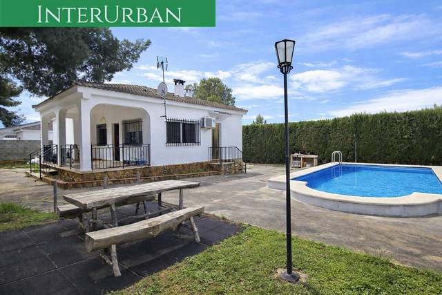 Casa-chalet en Venta en Urbanizaciones
