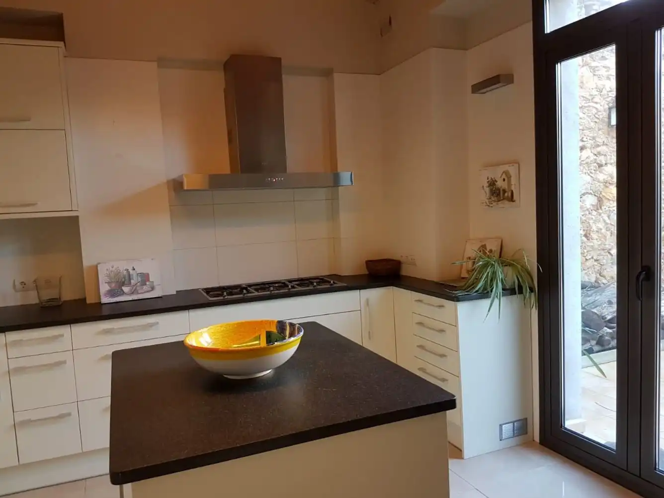 Cocina de Finca rústica en venta en Palafrugell con Aire acondicionado, Jardín privado y Parquet