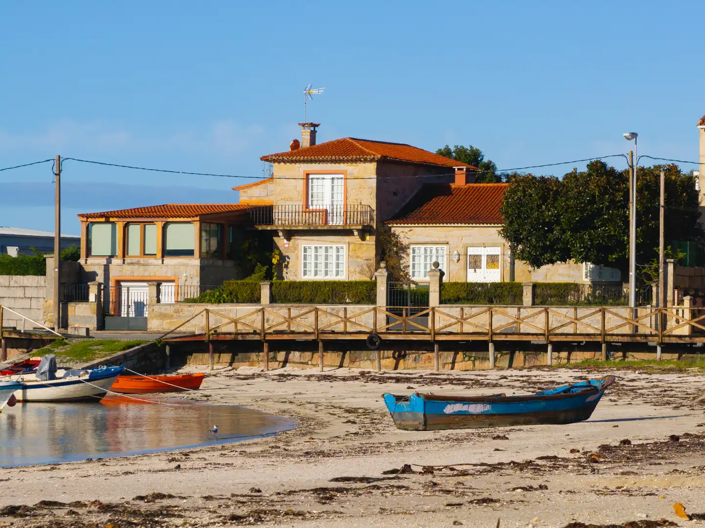 Vista exterior de Casa o chalet en venta en O Grove   con Calefacción, Jardín privado y Terraza