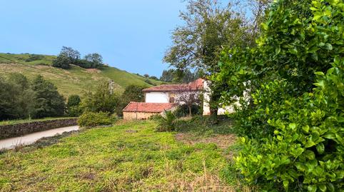 Foto 2 de Casa adosada en venda a Barrio Bárcena, Alfoz de Lloredo, Cantabria