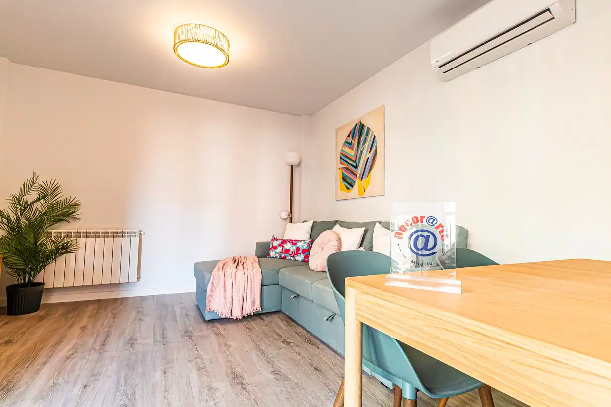 Bedroom of Flat for sale in Madrid  with Air Conditioner, Heating and Terrace
