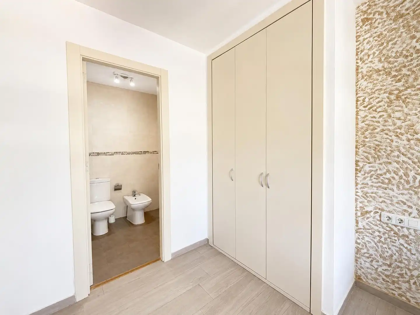 Bany de Pis en venda en Barcelona amb Calefacció