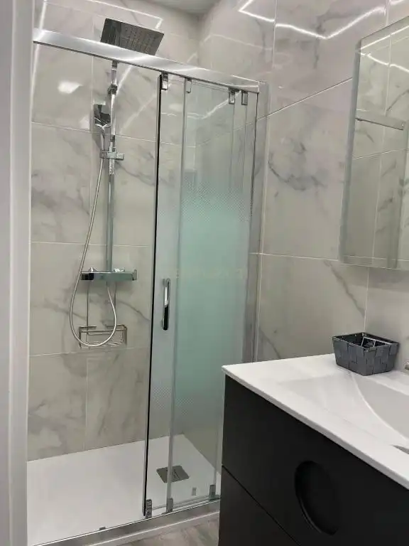 Bathroom of Buildings for sale in Fuengirola