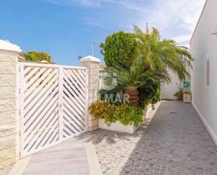 Exterior view of House or chalet for sale in Benalmádena  with Swimming Pool and Furnished