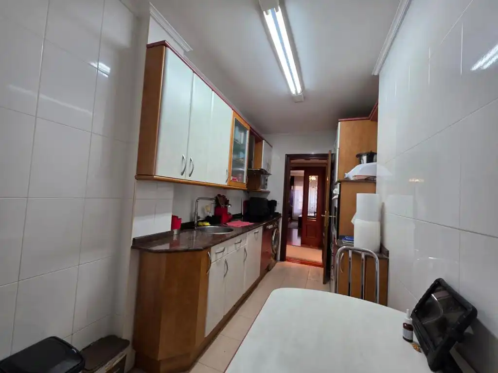 Cuina de Pis en venda en Barakaldo  amb Calefacció, Traster i Balcó