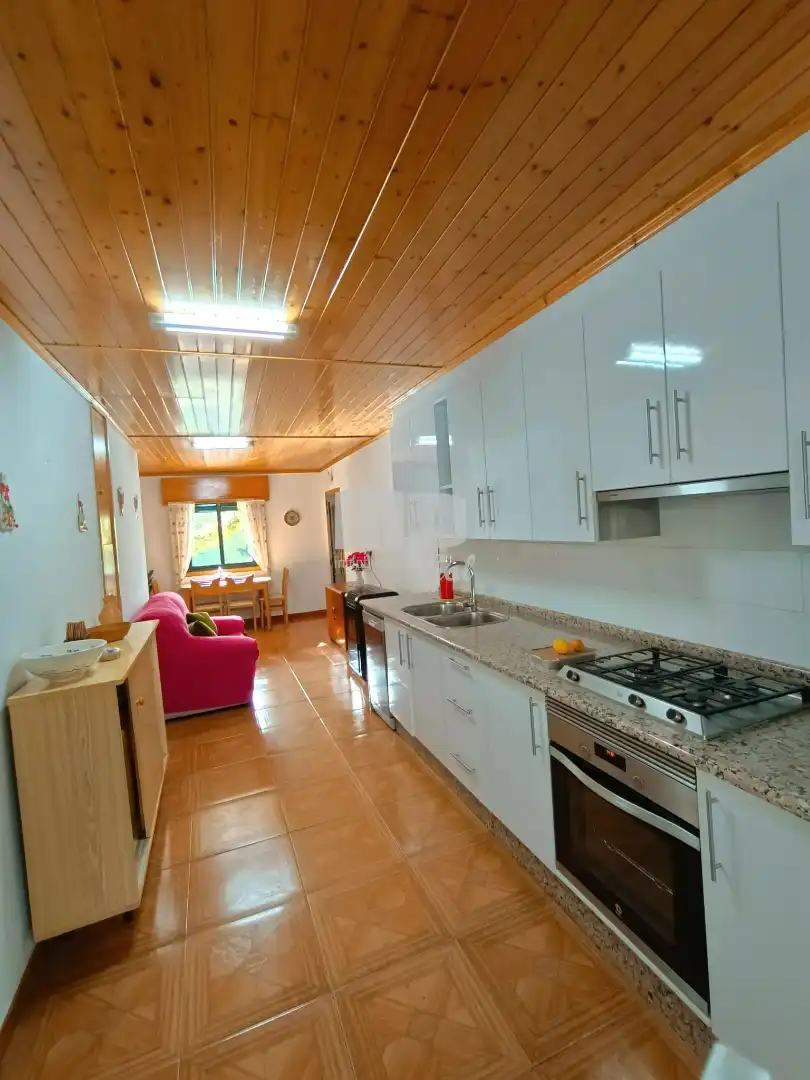 Cocina de Casa o chalet en venta en Redondela con Calefacción, Jardín privado y Trastero