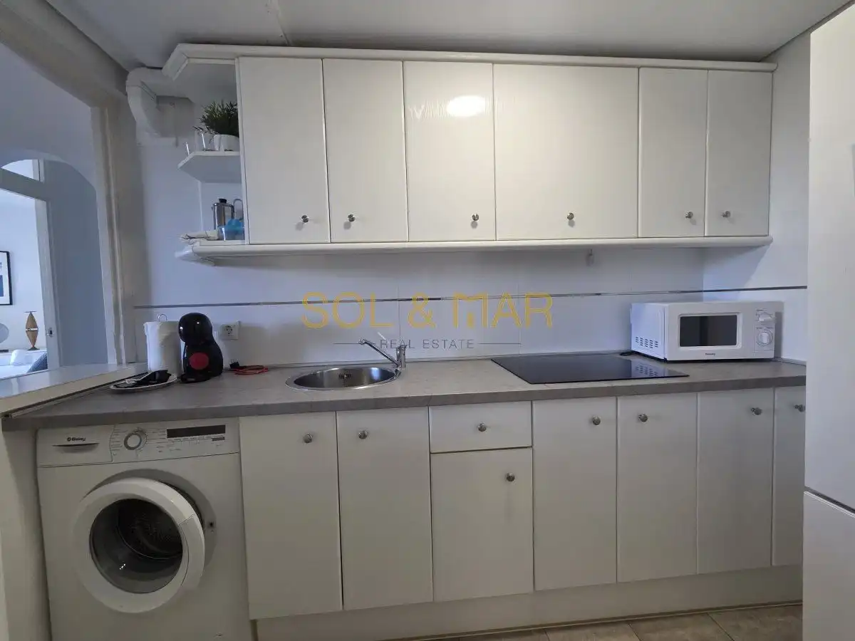 Küche von Wohnung zum Verkauf in Torremolinos mit Klimaanlage, Heizung und Terrasse
