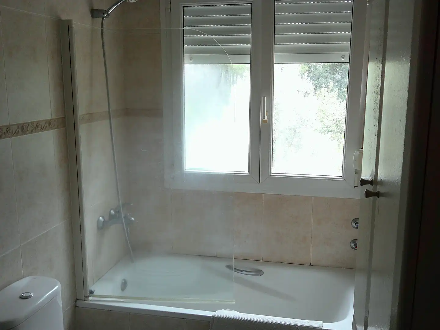 Bany de Casa o xalet en venda en Ribadumia amb Terrassa, Moblat i Balcó
