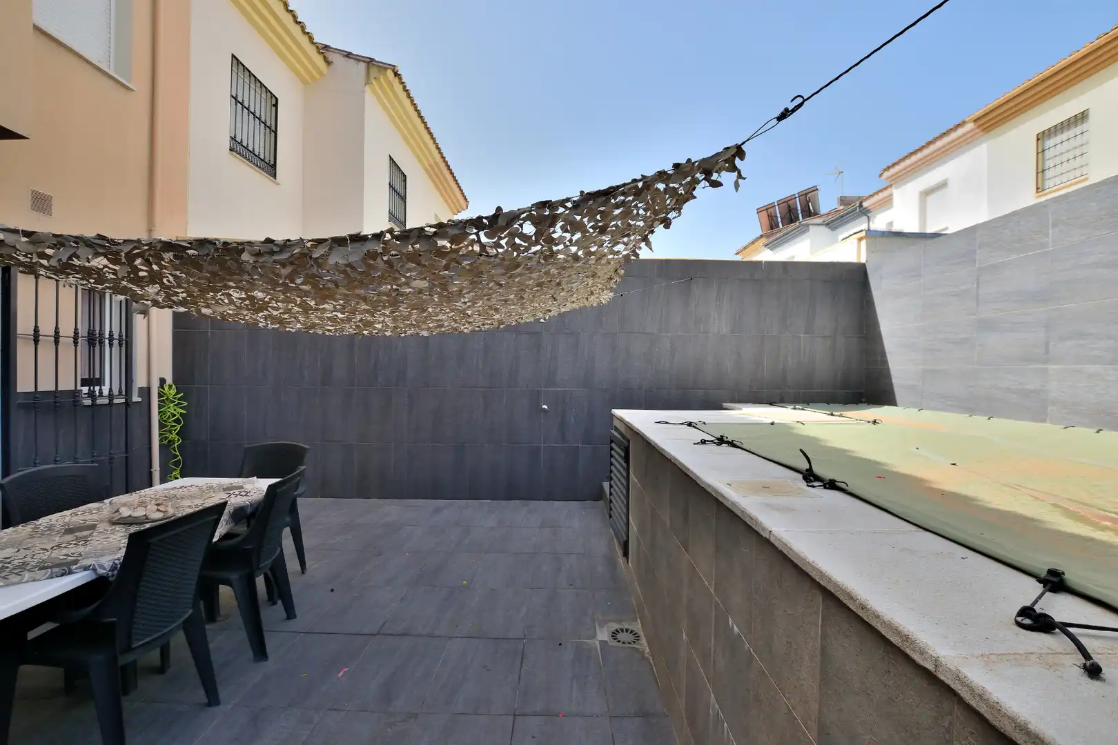 Terrassa de Casa adosada en venda en Ronda amb Aire condicionat, Calefacció i Parquet