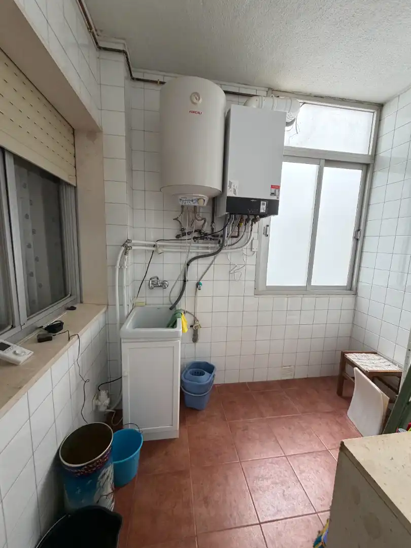 Bathroom of Flat for sale in Úbeda  with Air Conditioner, Heating and Storage room