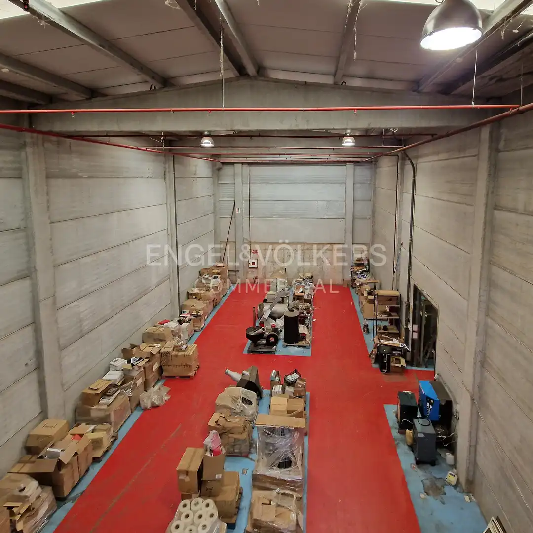Nave industrial en venta en Sant Andreu de la Barca