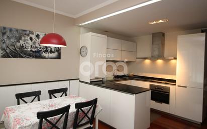 Kitchen of Flat to rent in Santurtzi   with Heating and Balcony