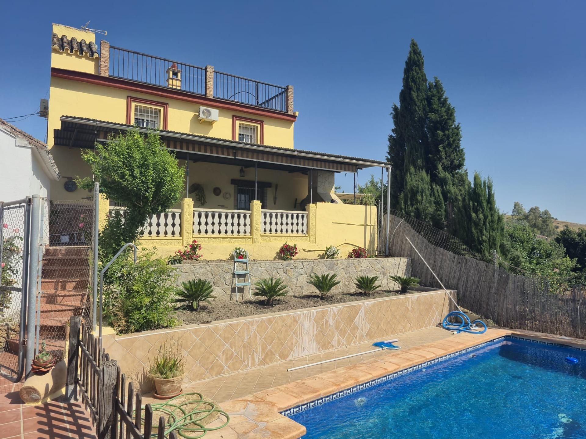 Garden of Country house for sale in Coín  with Air Conditioner, Heating and Private garden