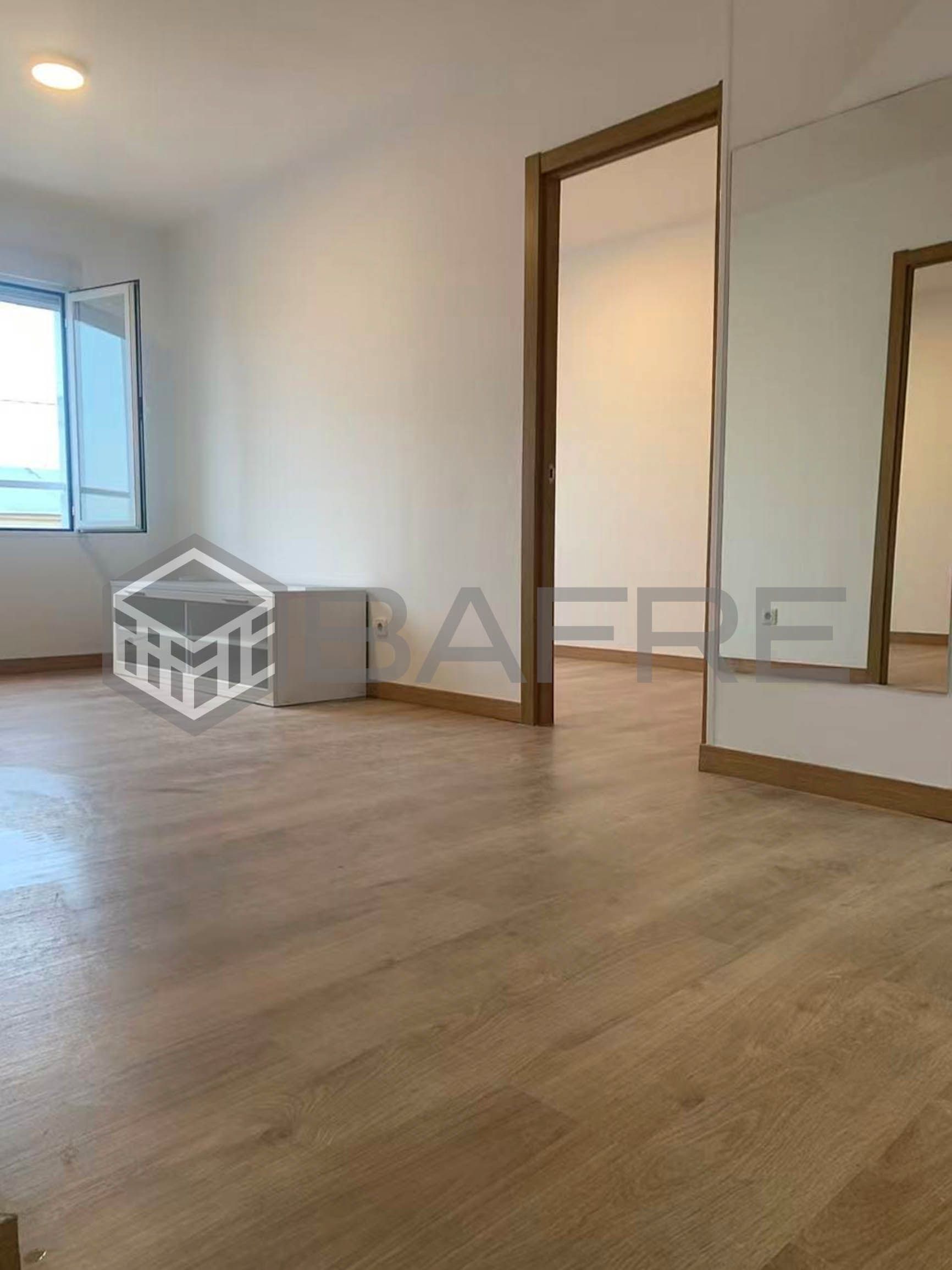 Flat for sale in  Madrid Capital