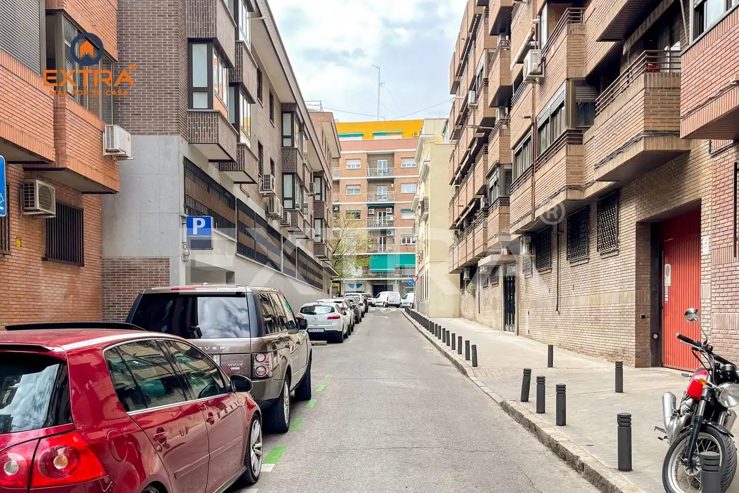 Exterior view of Apartments for rent in  Madrid Capital  with Heating and Parquet flooring