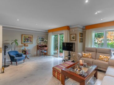 Tríplex con balcón en venta en Calle de la Costa Blanca 9