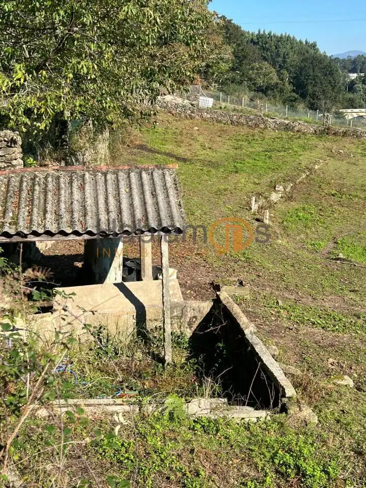 Finca rústica en venda en Pontevedra Capital  amb Jardí privat, Terrassa i Traster