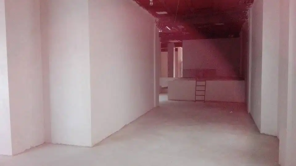 Local comercial de lloguer a Calle las Torres 6, imagen 4
