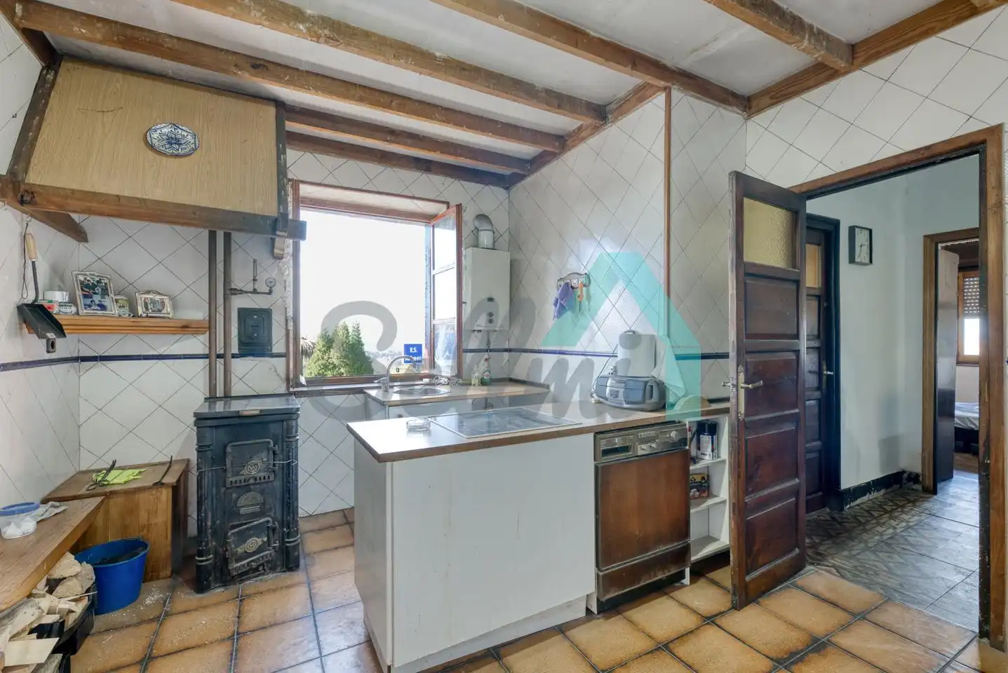 Kitchen of Buildings for sale in Oviedo 