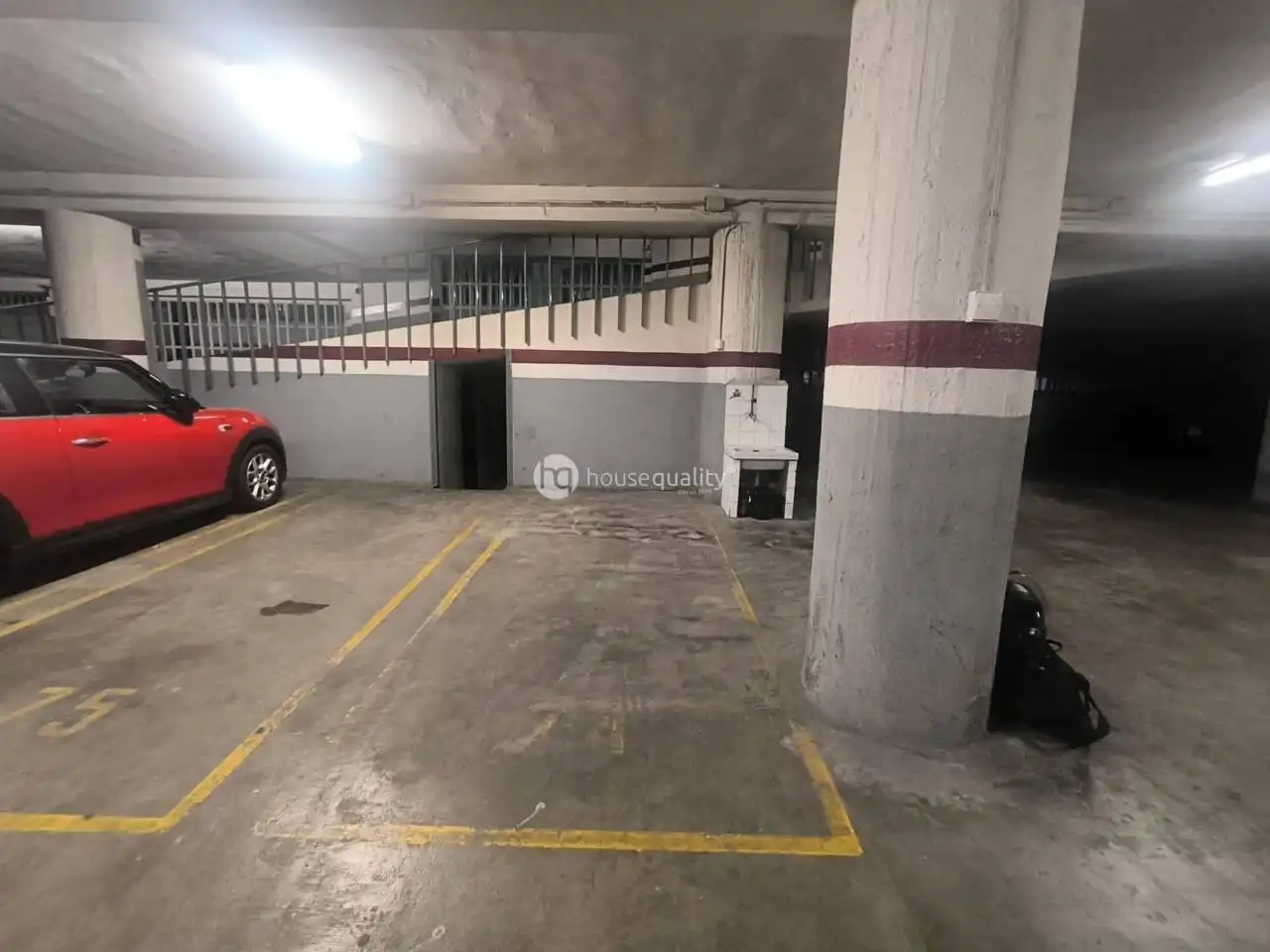 Parkplatz zum Verkauf in Calle Entença 24, imagen 5