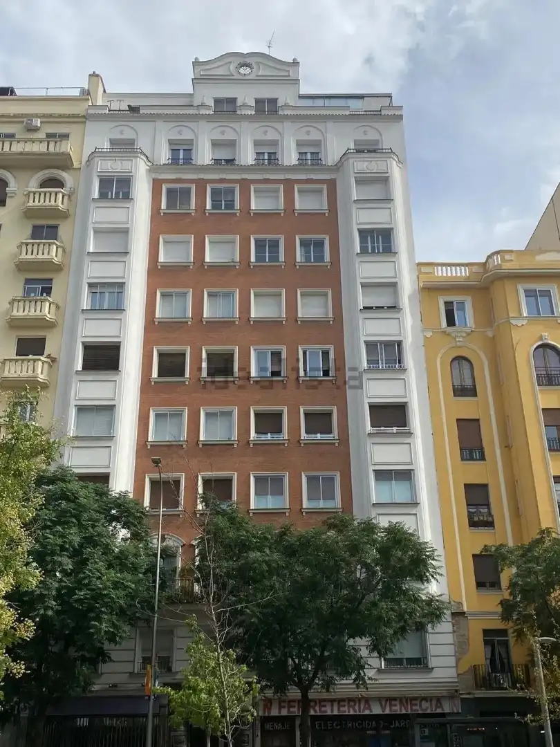 Vista exterior de Pis de lloguer en Madrid amb Aire condicionat, Calefacció i Moblat