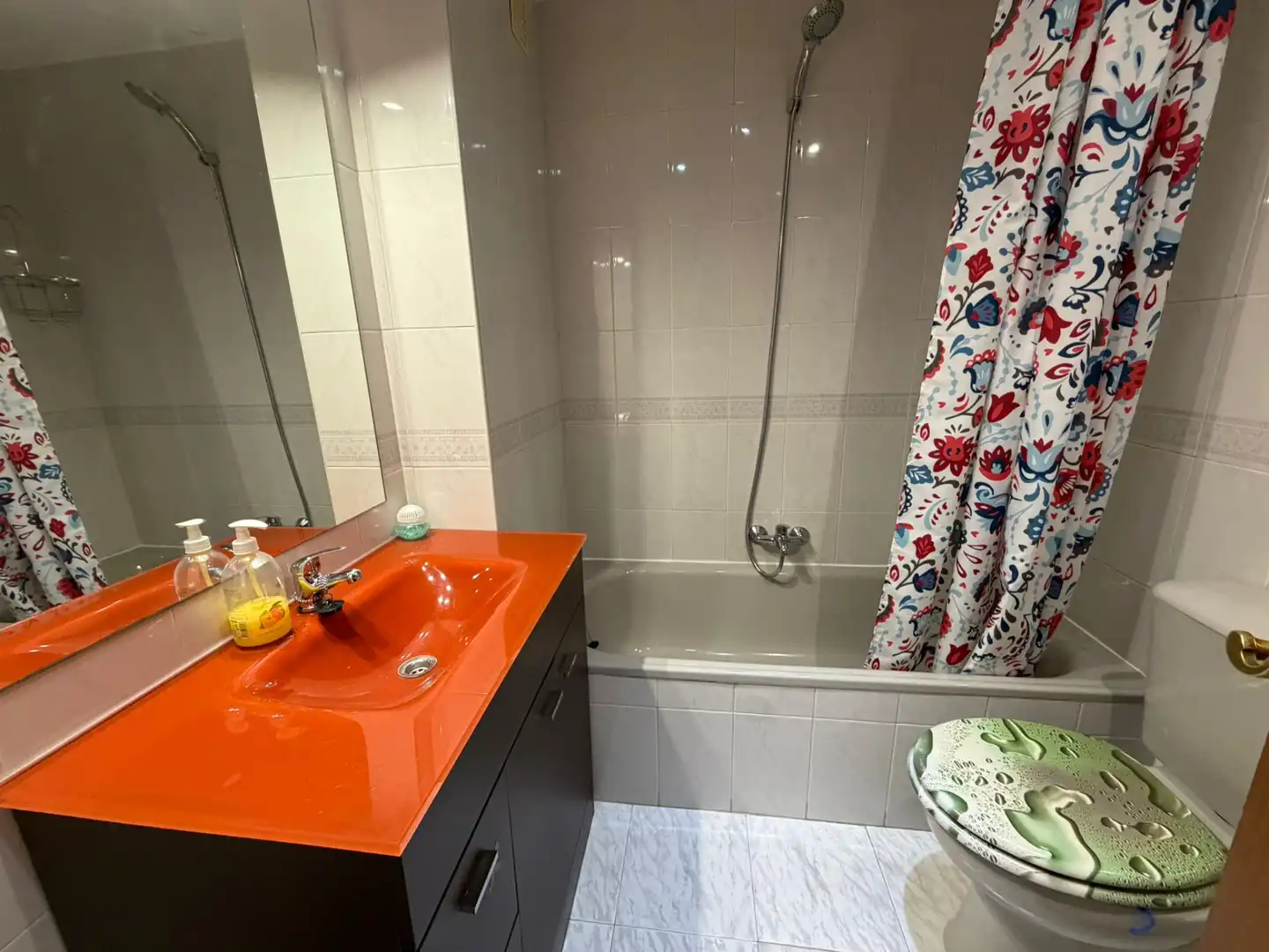 Bathroom of Flat for rent in Valladolid