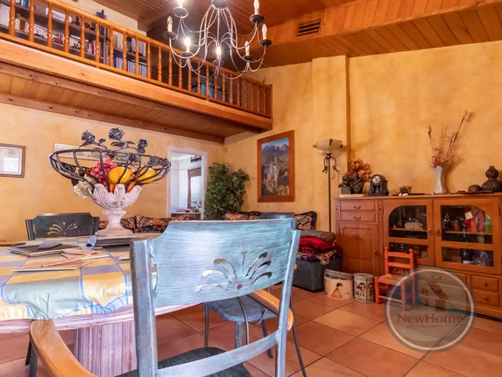 Casa adosada en venta en Crevillent