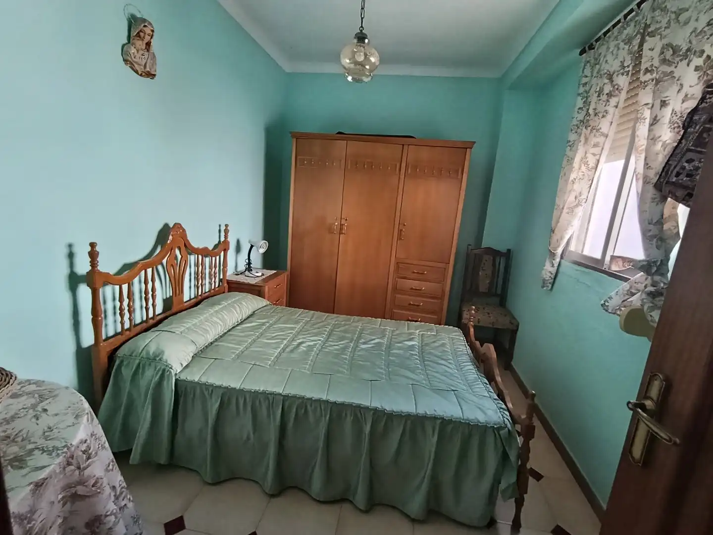 Habitación de Piso en venta en Iznájar con Aire acondicionado, Calefacción y Amueblado
