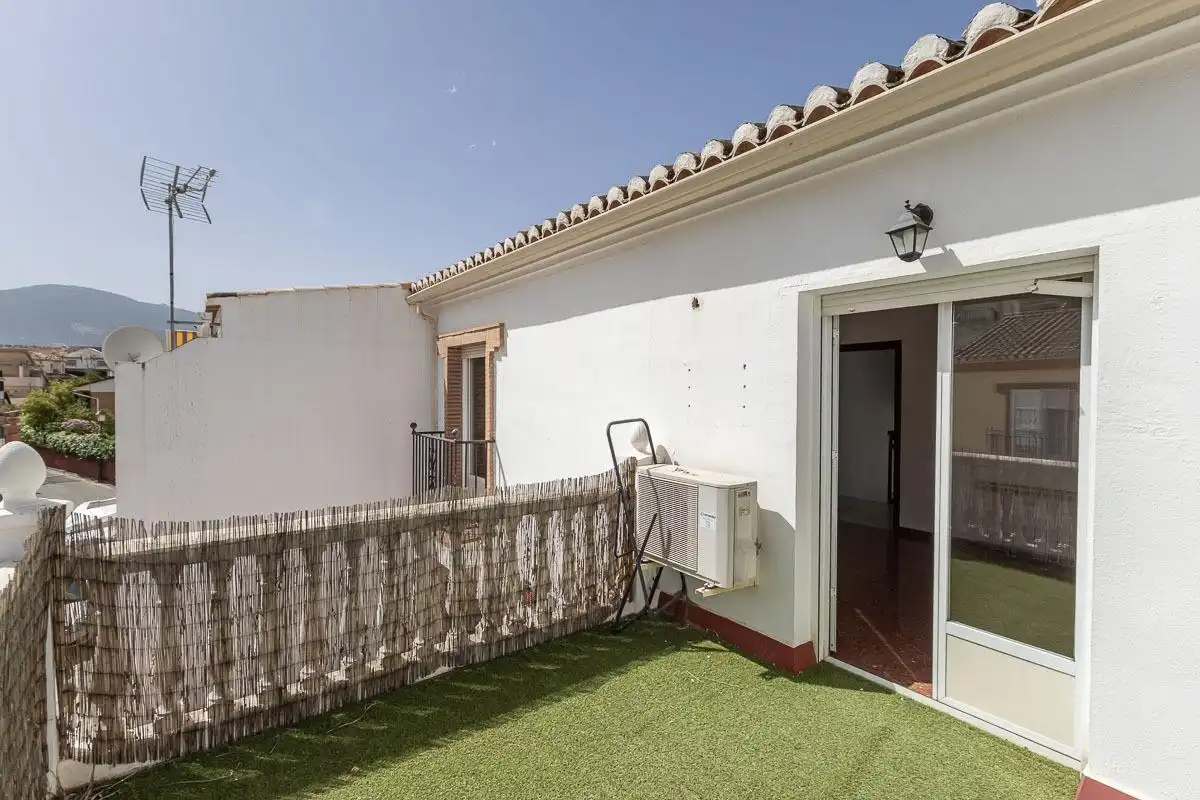 Terraza de Casa adosada en venta en Huétor Vega con Terraza