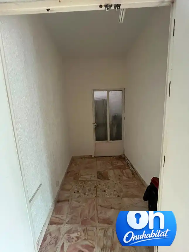 Wohnung zum Verkauf in Valverde del Camino mit Klimaanlage, Abstellraum und Möbliert