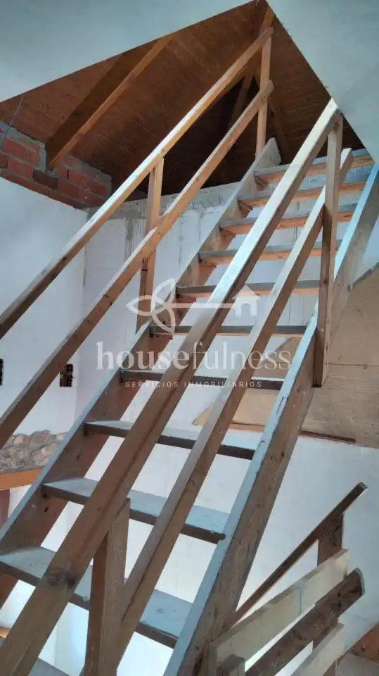 Houses for sale in O Vicedo   with Heating, Private garden and Storage room