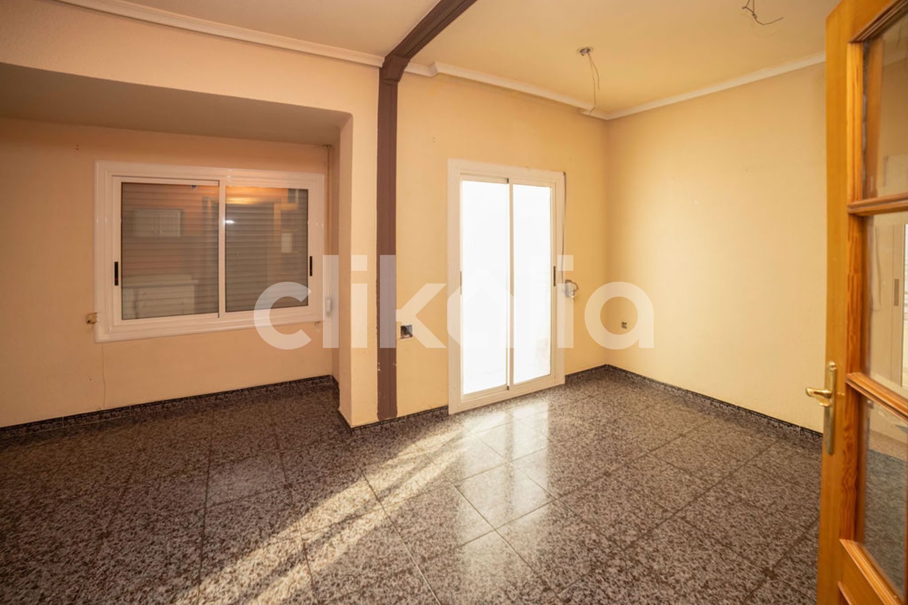 Flat for sale in Elda  with Heating