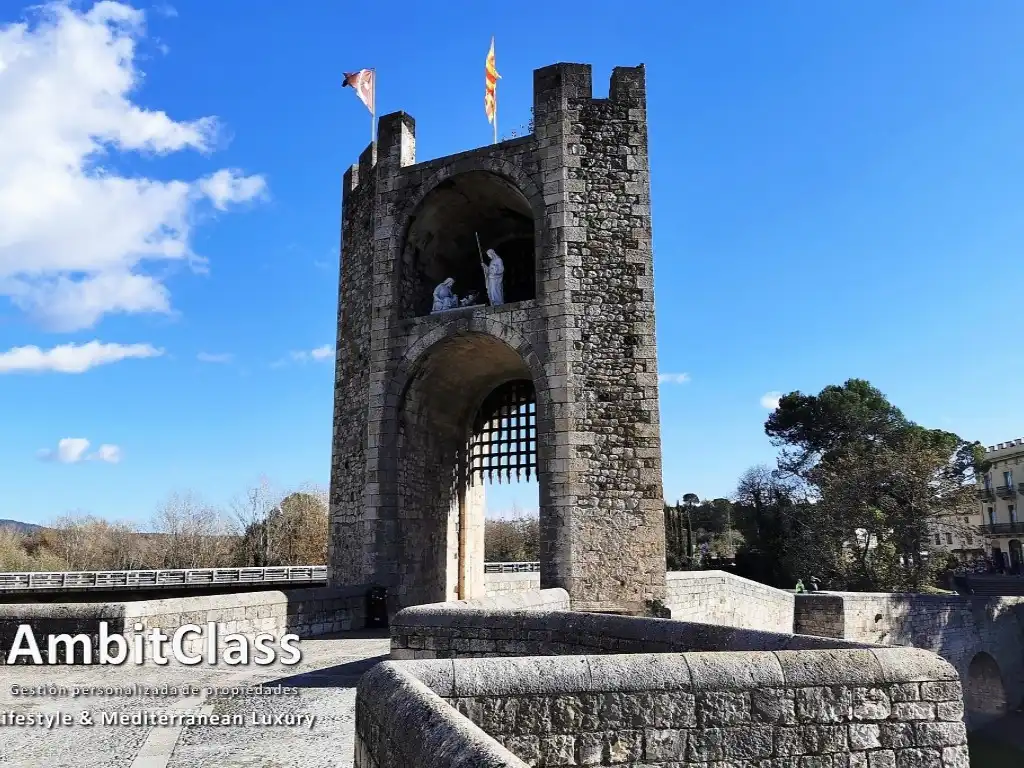 Exterior view of Houses for sale in Besalú  with Heating, Private garden and Terrace