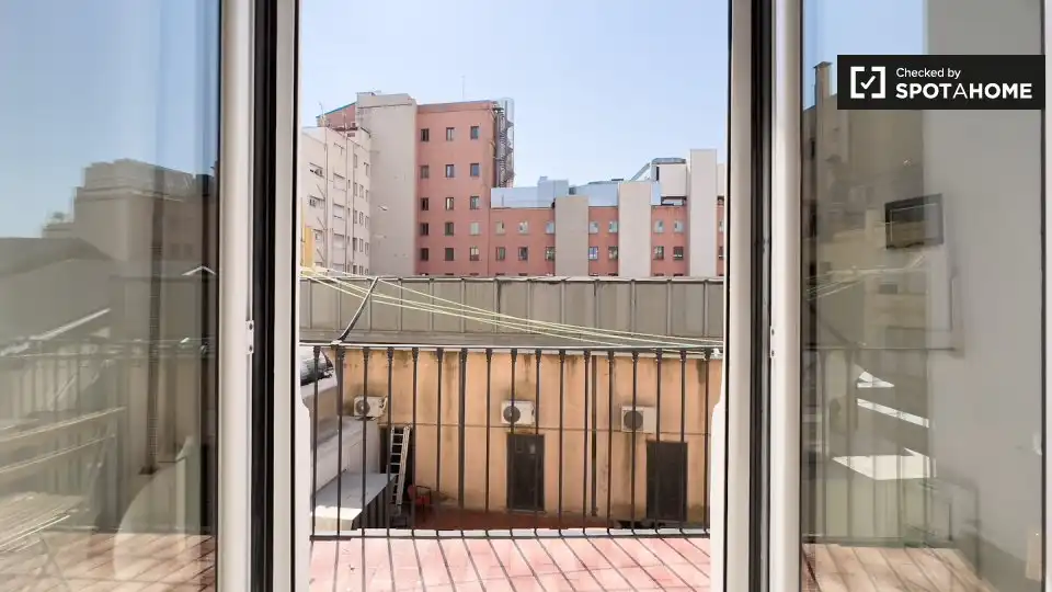 Piso con terraza en alquiler en Ciutat Vella, imagen 6