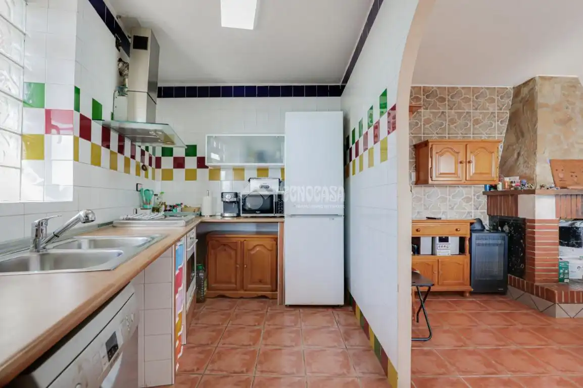 Cuina de Casa o xalet en venda en Vilanova del Vallès amb Calefacció, Jardí privat i Terrassa