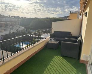 Terrassa de Casa o xalet de lloguer en Pineda de Mar amb Calefacció, Jardí privat i Terrassa