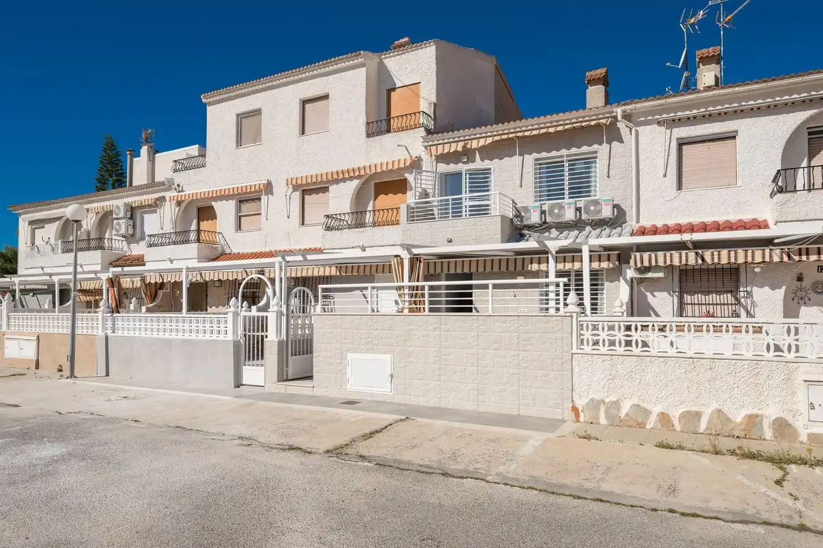 Casa pareada con terraza en venta en Calle Biar, imagen 28