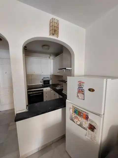 Cocina de Apartamento de alquiler en Benalmádena con Aire acondicionado, Terraza y Amueblado