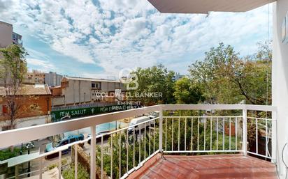 Exterior view of Flat for sale in  Barcelona Capital  with Air Conditioner, Parquet flooring and Oven