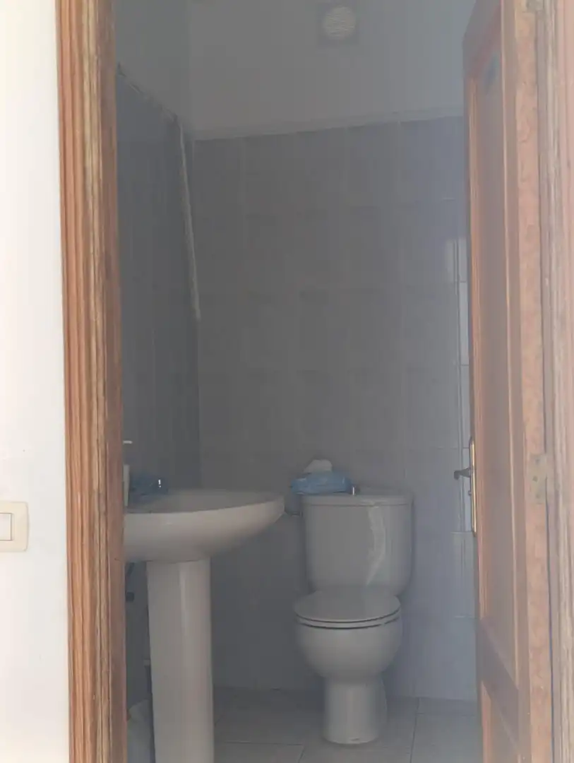 Bathroom of Commercial properties for rent in Candelaria