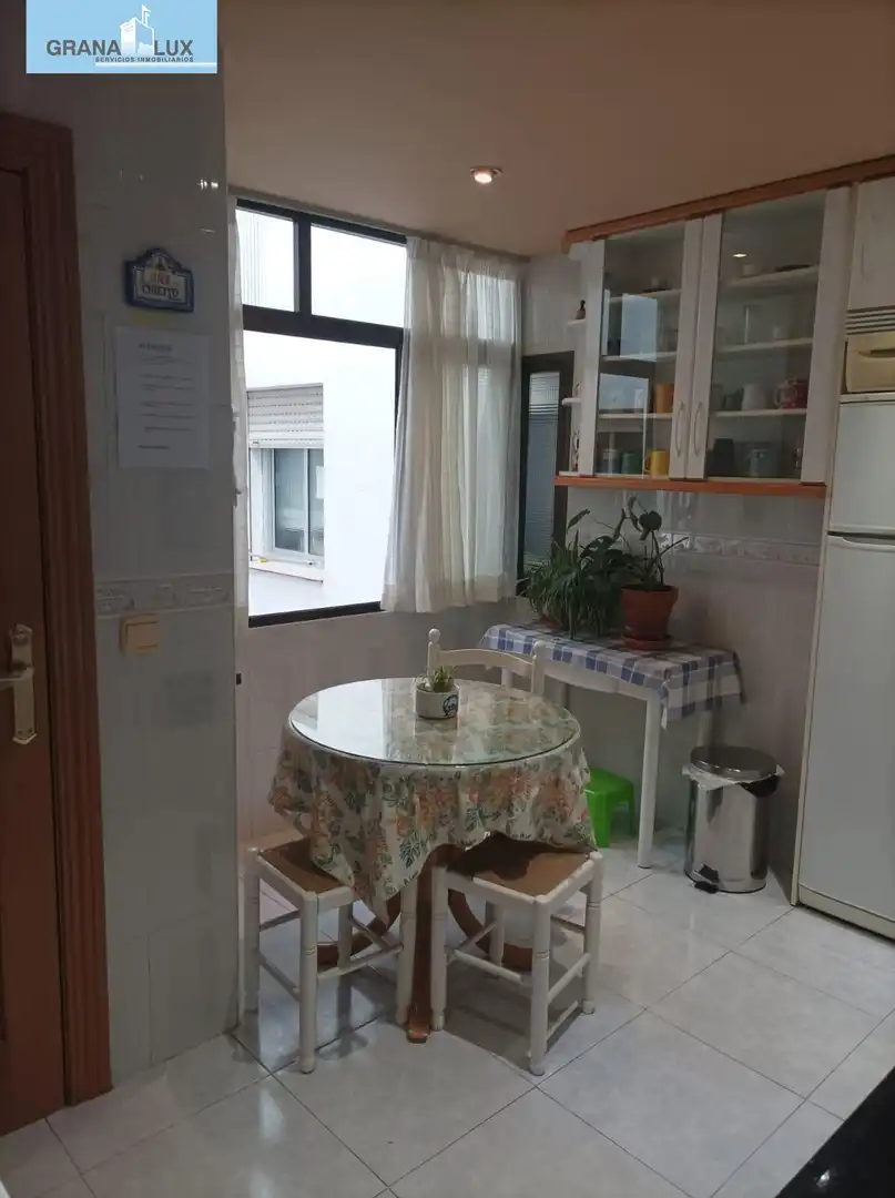 Flat for rent in Calle de Buensuceso, Centro - Sagrario