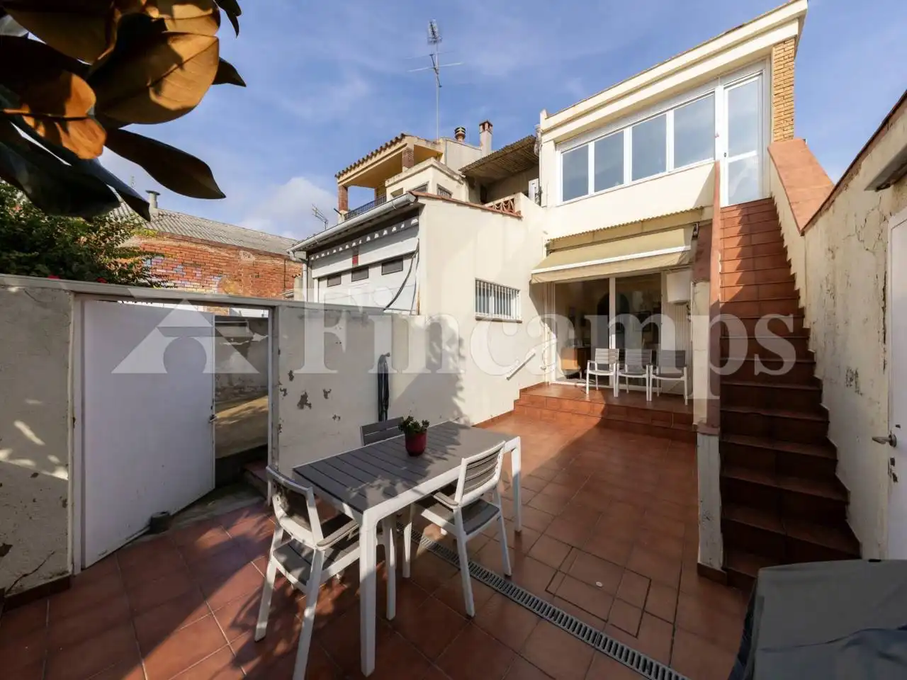 Exterior view of Houses for sale in Sabadell  with Heating and Private garden